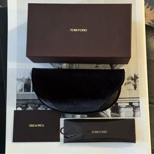 ✨Tom Ford Sunglasses Case